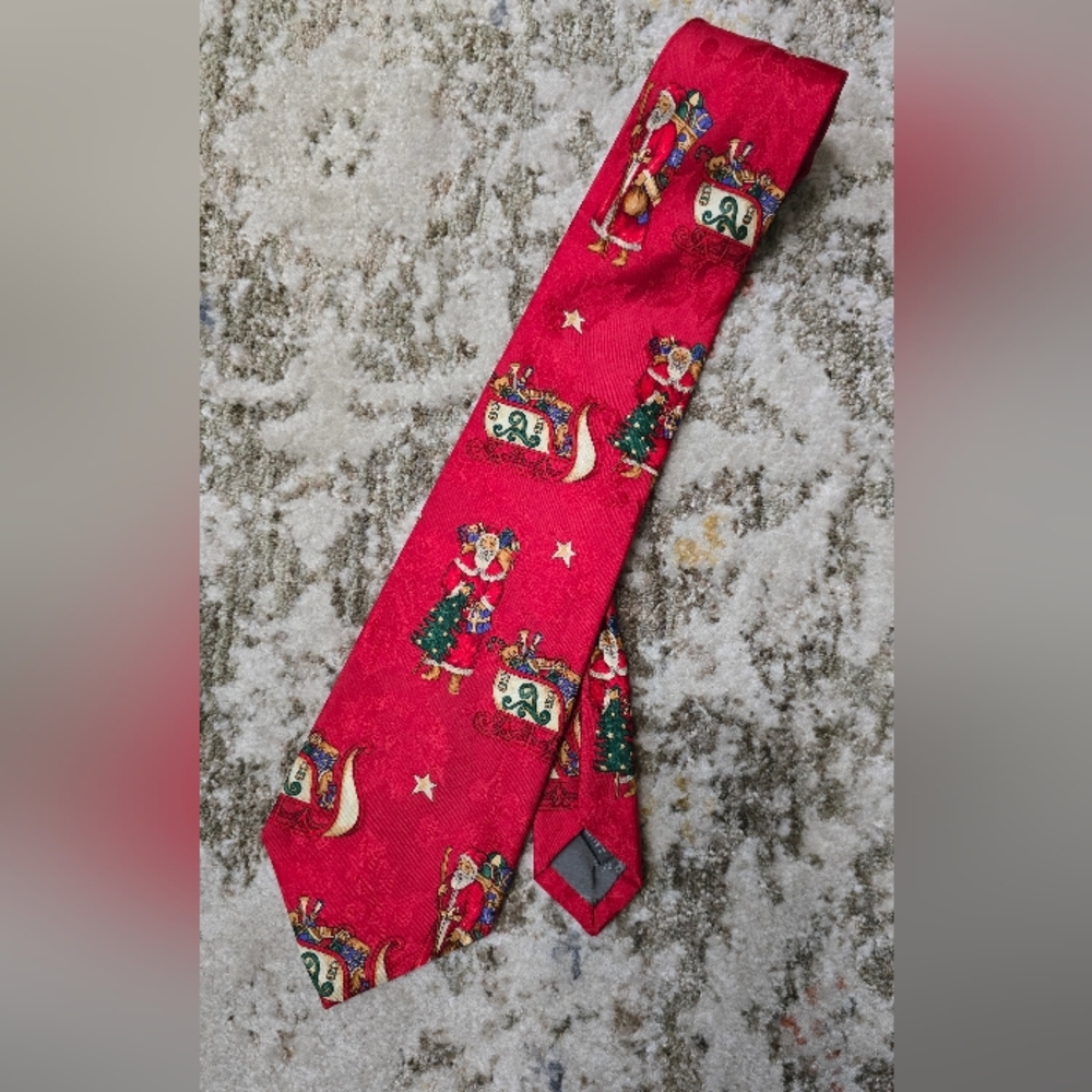 Blackburns Amarillo Robert Talbotts Festive Red Christmas Tie with Santa Design